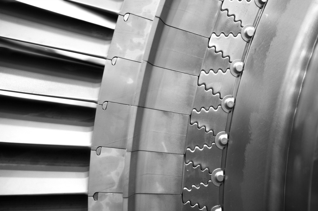 ge_greenville-sc_gas-turbines_20140430_0352-66_extra_large